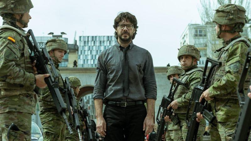 Ghien review - Money Heist Season 5 phan 2